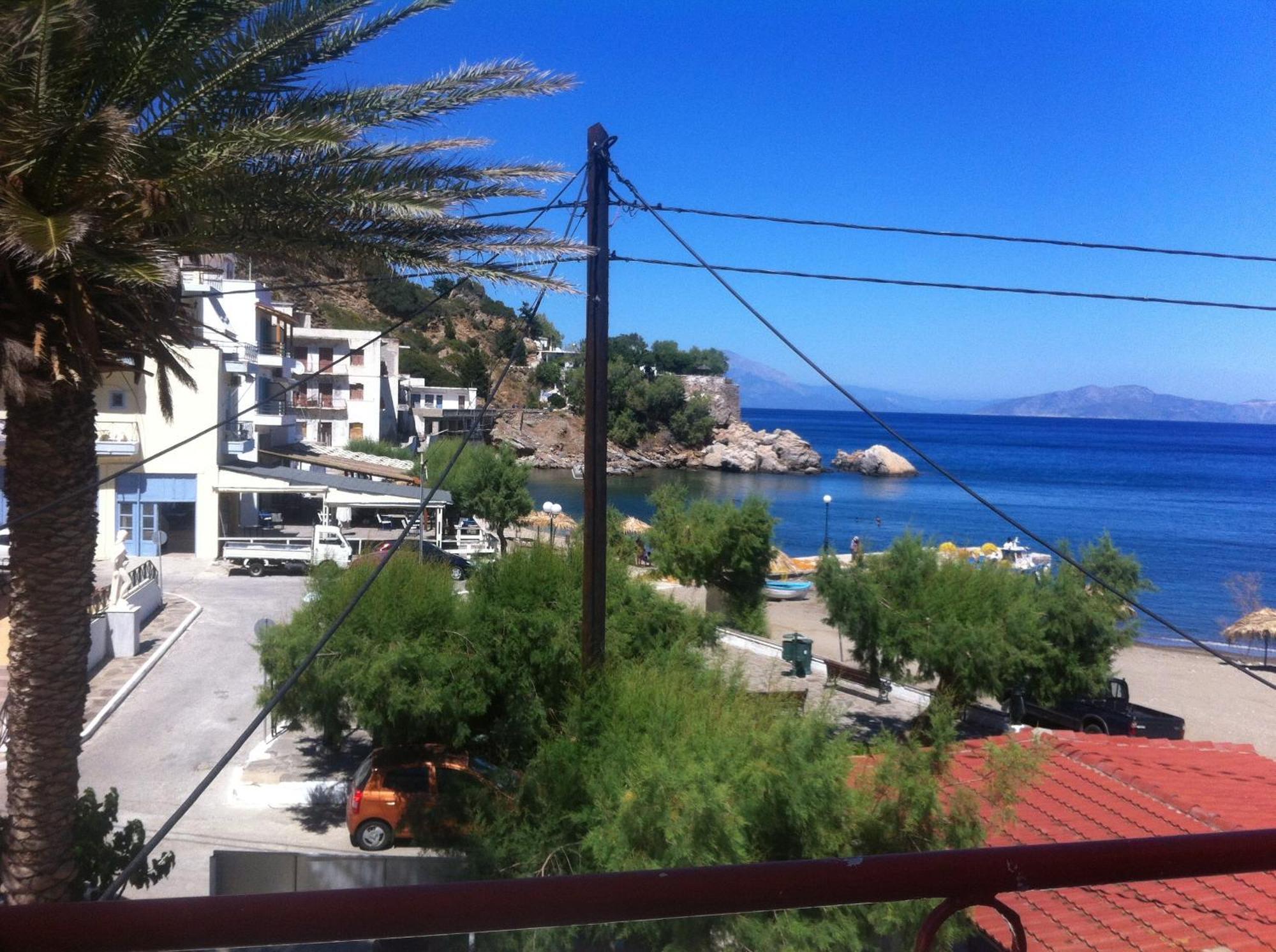 Melissa Rooms Agios Kirykos  Ruang foto